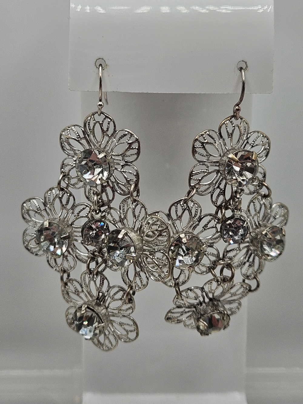 VINTAGE Silver Tone Articulated Filigree Rhinestone Flower Dangle Earrings